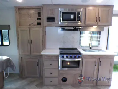 2022 Palomino SolAire photo 27