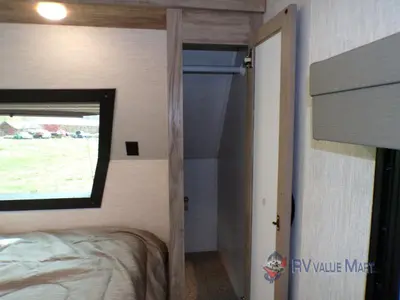 2022 Palomino SolAire photo 25