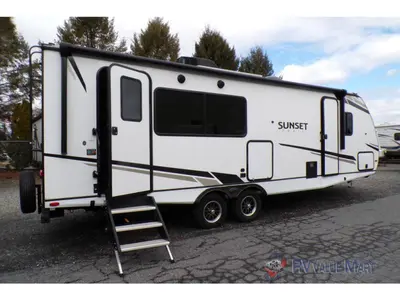 2023 CrossRoads RV Sunset Trail photo 3