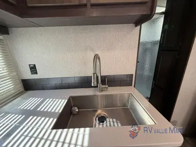 2020 CrossRoads RV Sunset Trail photo 16