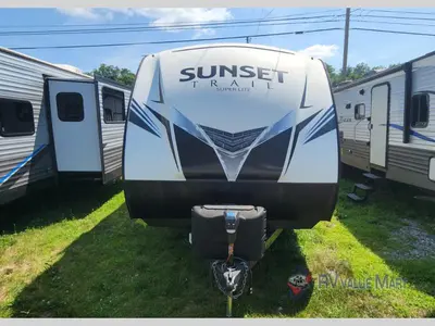 2020 CrossRoads RV Sunset Trail photo 2