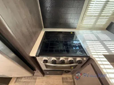 2020 CrossRoads RV Sunset Trail photo 14