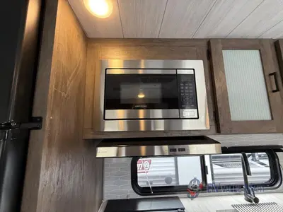 2022 Forest River RV Wildwood X-Lite photo 17
