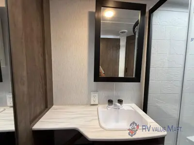 2022 Forest River RV Wildwood X-Lite photo 25