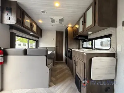 2022 Forest River RV Wildwood X-Lite photo 10
