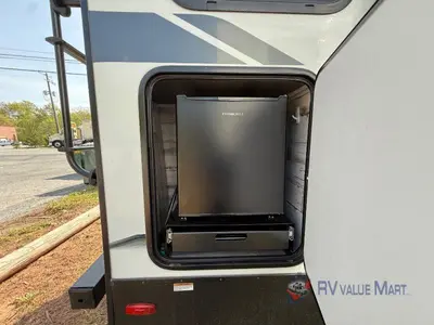 2022 Forest River RV Surveyor Legend photo 8