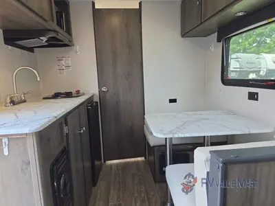 2021 Coachmen RV Clipper Cadet photo 17