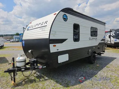 2021 Coachmen RV Clipper Cadet photo 4