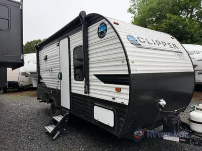 Used 2021 Coachmen RV Clipper Cadet 17CFQ