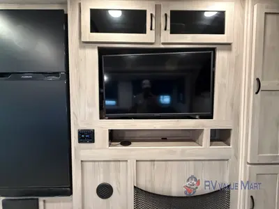 2022 Coachmen RV Spirit Ultra Lite photo 13