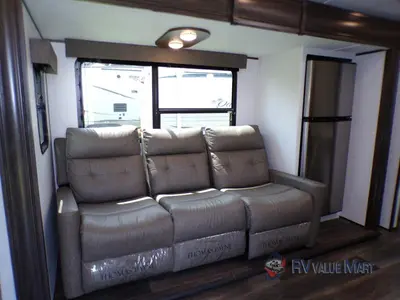 2022 Dutchmen RV Atlas photo 17