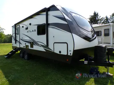 Used 2022 Dutchmen RV Atlas 2202RB
