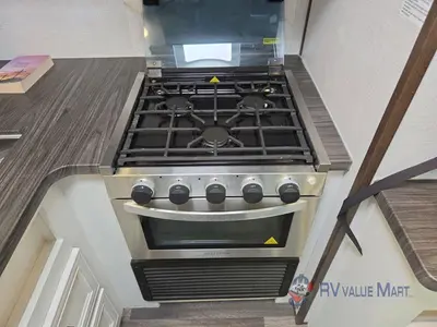 2022 Dutchmen RV Atlas photo 19