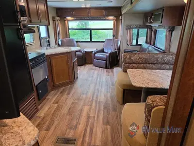 2017 Keystone RV Outback Ultra Lite photo 18