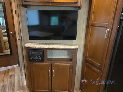 2017 Keystone RV Outback Ultra Lite photo 21