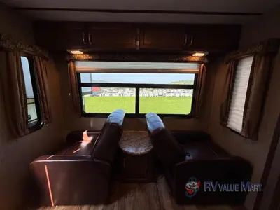 2017 Keystone RV Outback Ultra Lite photo 10