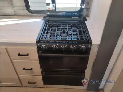 2023 Forest River RV Salem Hemisphere photo 18