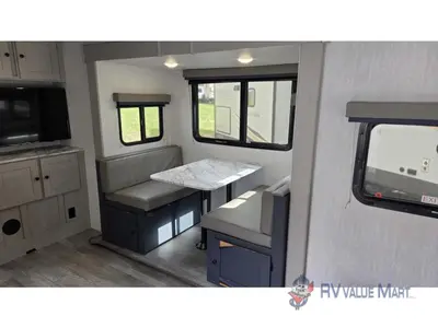 2025 Coachmen RV Apex Ultra-Lite photo 30