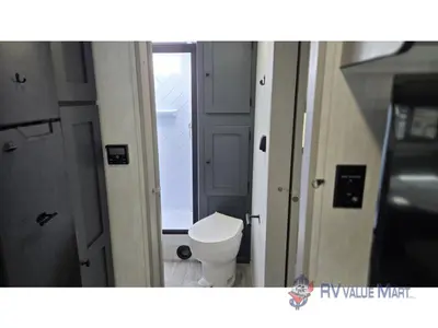 2025 Coachmen RV Apex Ultra-Lite photo 23