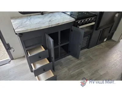 2025 Coachmen RV Apex Ultra-Lite photo 15