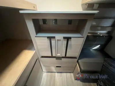 2022 Cruiser Radiance Ultra Lite photo 42