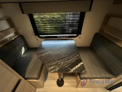 2022 Cruiser Radiance Ultra Lite photo 43