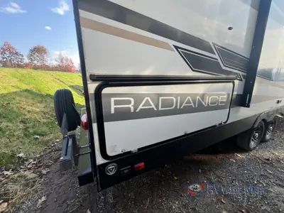 2022 Cruiser Radiance Ultra Lite photo 14