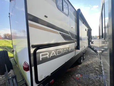 2022 Cruiser Radiance Ultra Lite photo 13