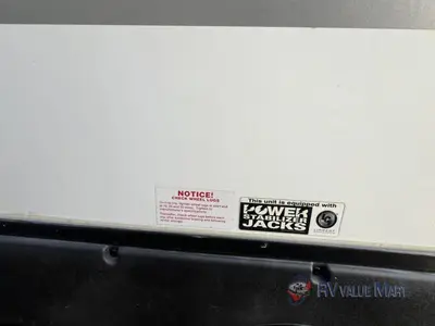 2022 Cruiser Radiance Ultra Lite photo 10