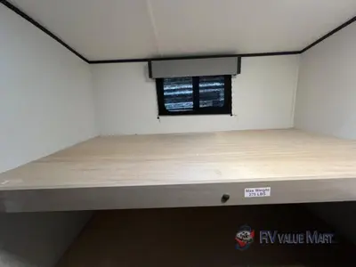 2022 Cruiser Radiance Ultra Lite photo 40