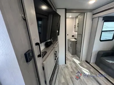 2022 Dutchmen RV Kodiak Ultimate photo 29
