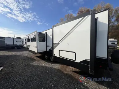 2022 Dutchmen RV Kodiak Ultimate photo 7