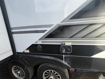 2022 Dutchmen RV Kodiak Ultimate photo 27