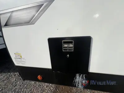 2022 Dutchmen RV Kodiak Ultimate photo 9