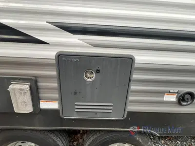 2024 Dutchmen RV Coleman Lantern photo 9