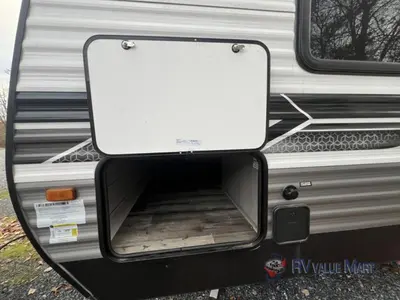 2024 Dutchmen RV Coleman Lantern photo 14