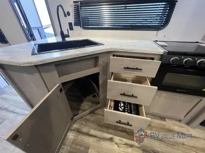 2024 Dutchmen RV Coleman Lantern photo 25