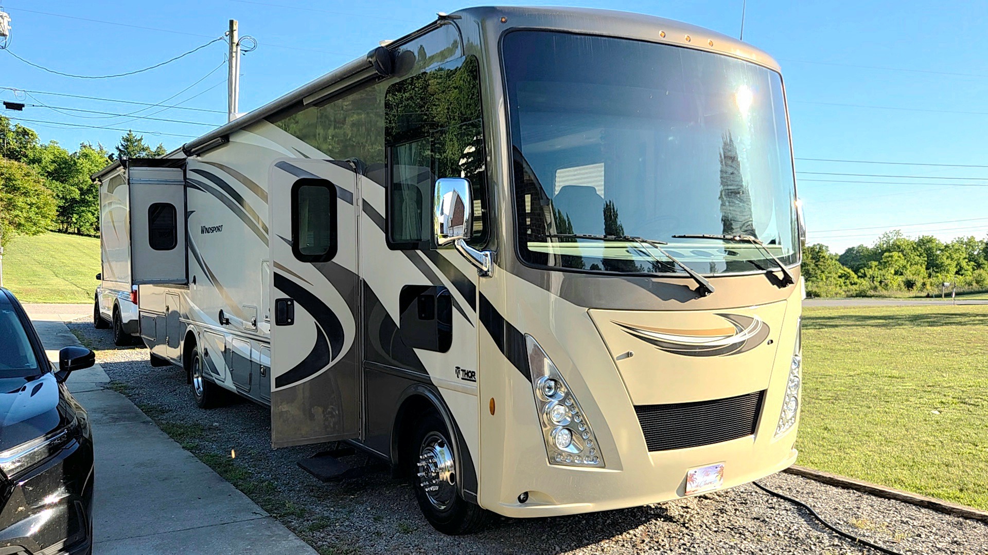2018 THOR MOTOR COACH WINDSPORT exterior