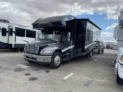 2020 JAYCO SENECA photo 4