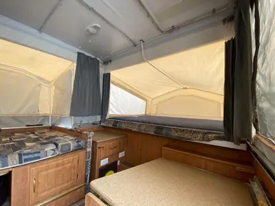 2006 Forest River RV Rockwood Premier photo 11
