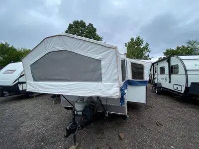 Used 2006 Forest River RV Rockwood Premier 2516G