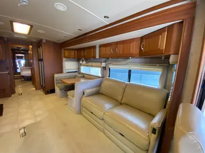 2006 Winnebago Vectra photo 16
