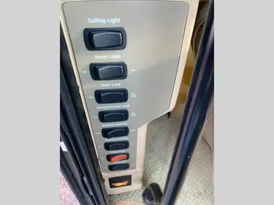 2006 Winnebago Vectra photo 11