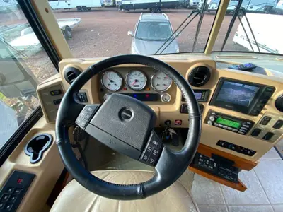 2006 Winnebago Vectra photo 48