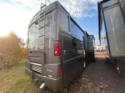 2006 Winnebago Vectra photo 7