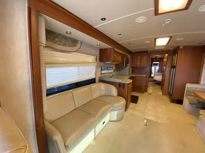 2006 Winnebago Vectra photo 14