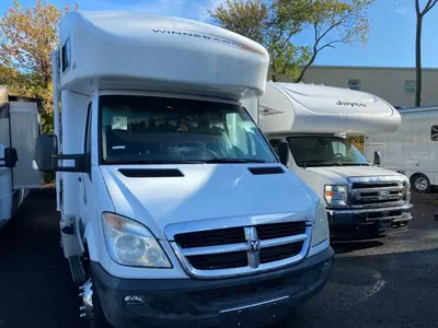 2008 Winnebago View photo 2