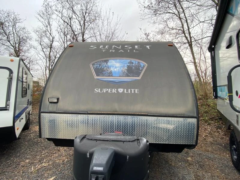 2014 CrossRoads RV Sunset Trail Super Lite exterior