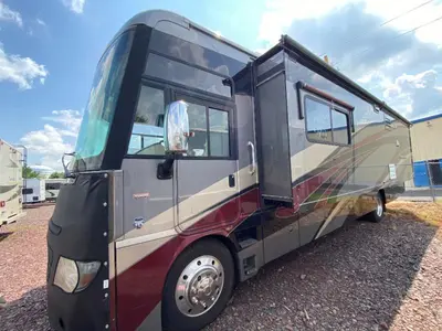 2014 Winnebago Adventurer photo 6