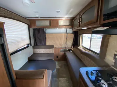 2016 Jayco Jay Feather 7 photo 16